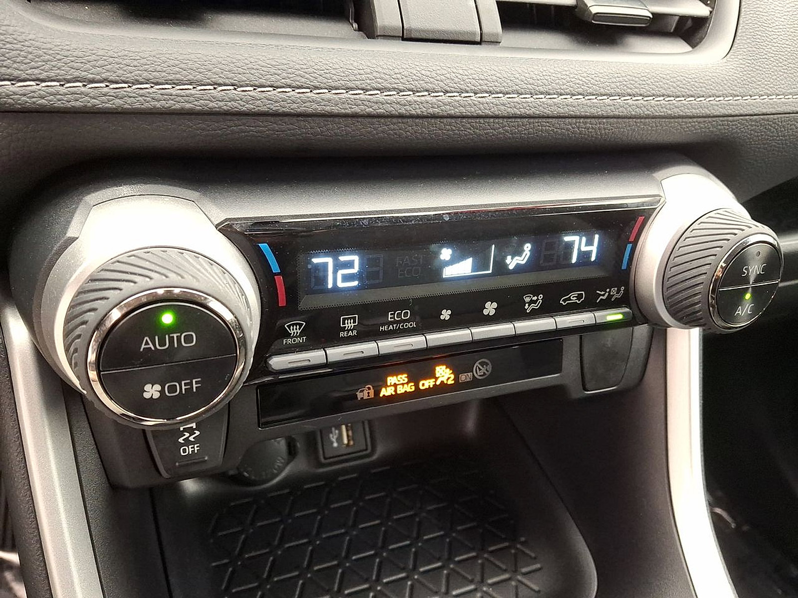 Certified 2025 Toyota RAV4 XLE image 19