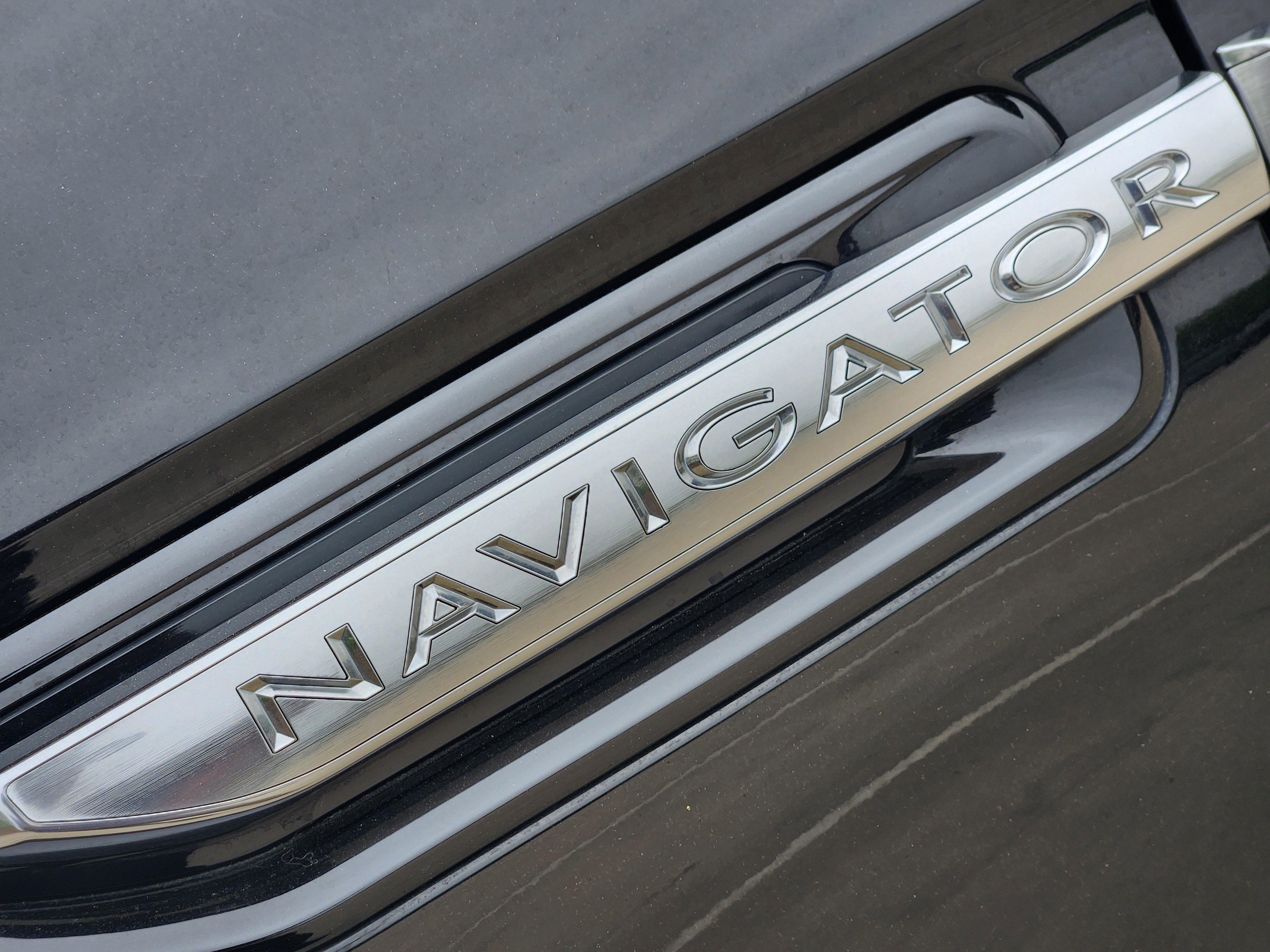 Used 2021 Lincoln Navigator L Reserve image 12