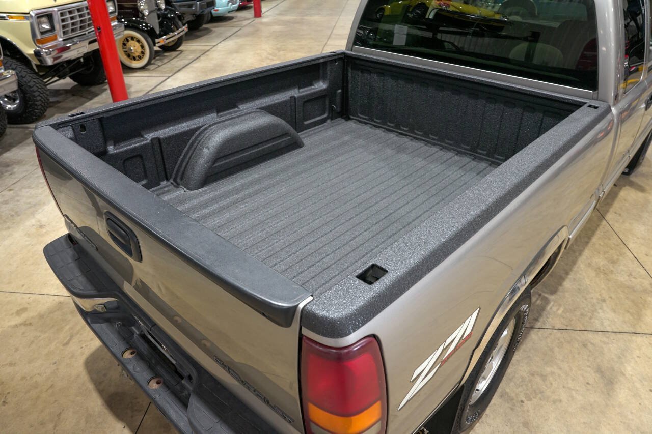 Used 2000 Chevrolet Silverado 1500 LS AWD/4WD image 20