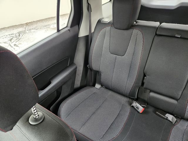 Used 2017 GMC Terrain SLE image 16