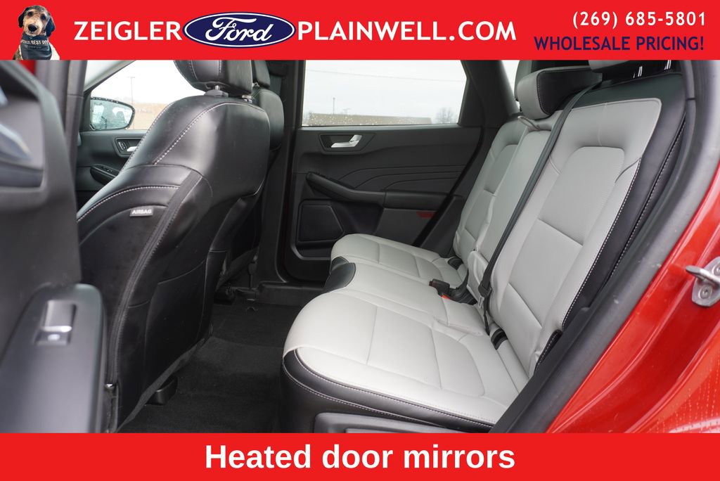 Used 2024 Ford Escape Platinum w/ Class II Trailer Tow Package image 15