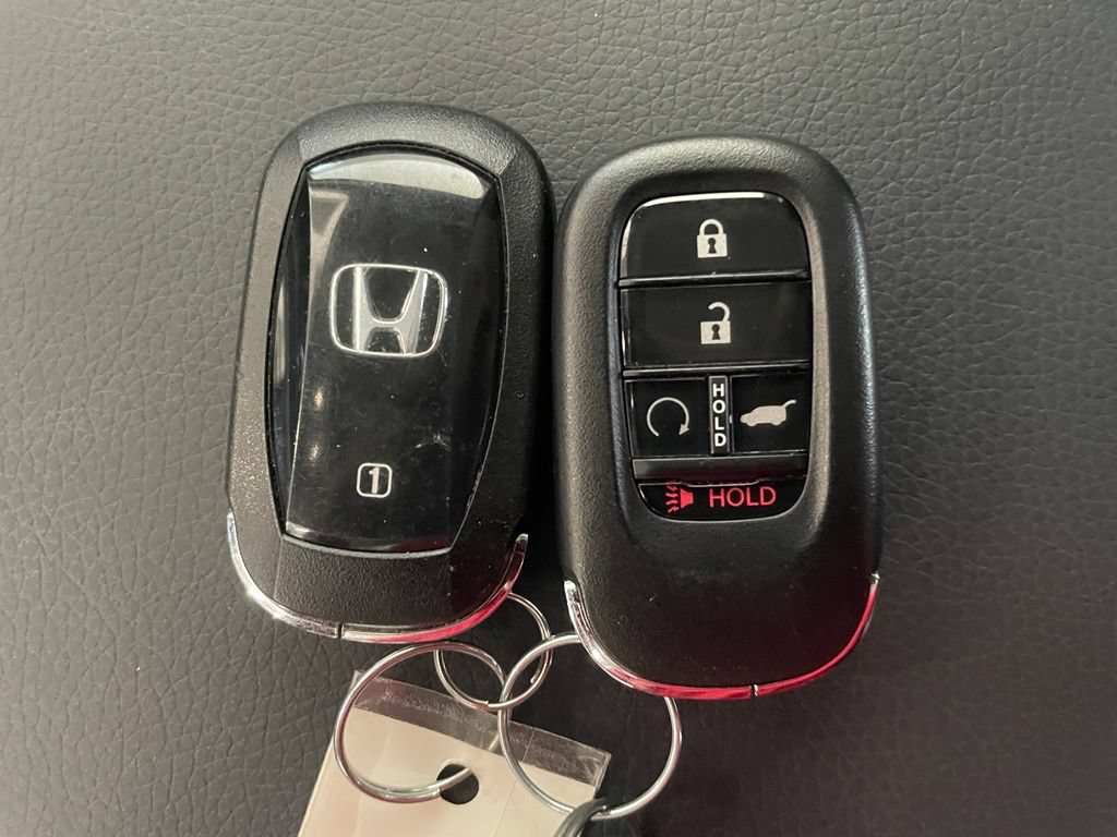 Used 2025 Honda Pilot EX-L image 18