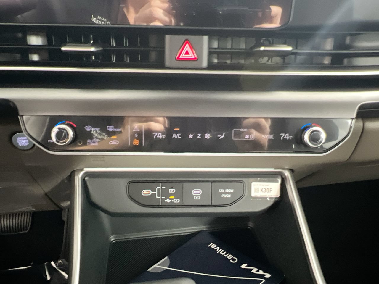 New 2026 Kia Carnival FWD image 26
