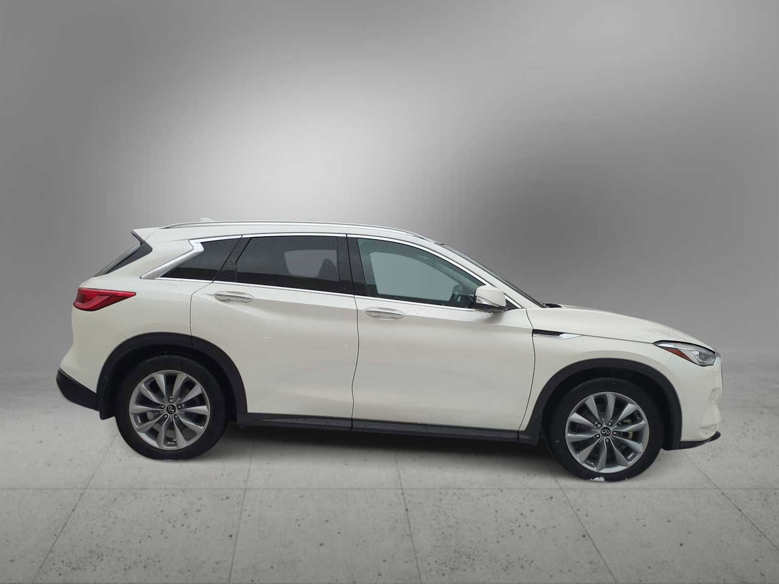 Used 2020 INFINITI QX50 Luxe w/ Navigation Package image 9