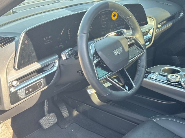 Certified 2024 Cadillac Lyriq Luxury AWD/4WD image 19