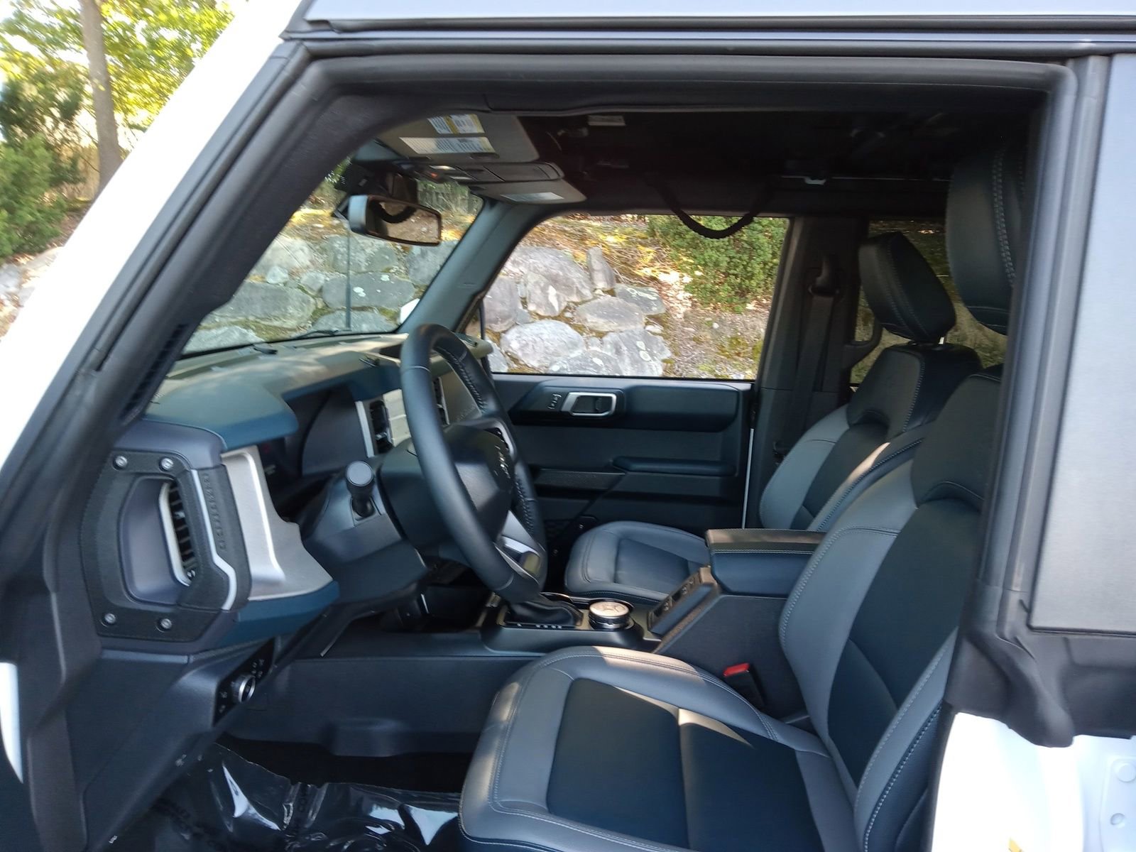 Used 2024 Ford Bronco Outer Banks image 9