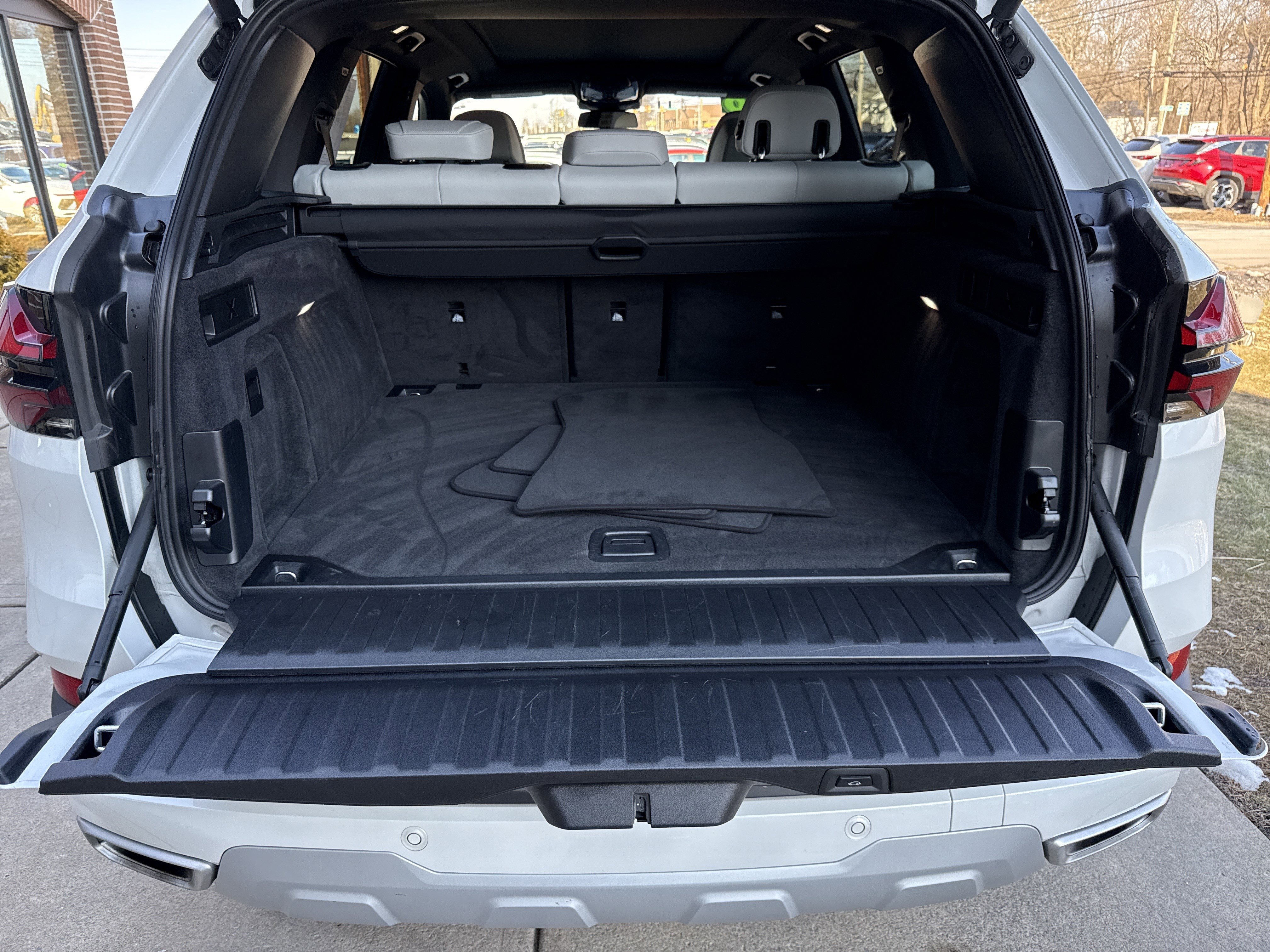 Used 2026 BMW X5 xDrive40i image 5