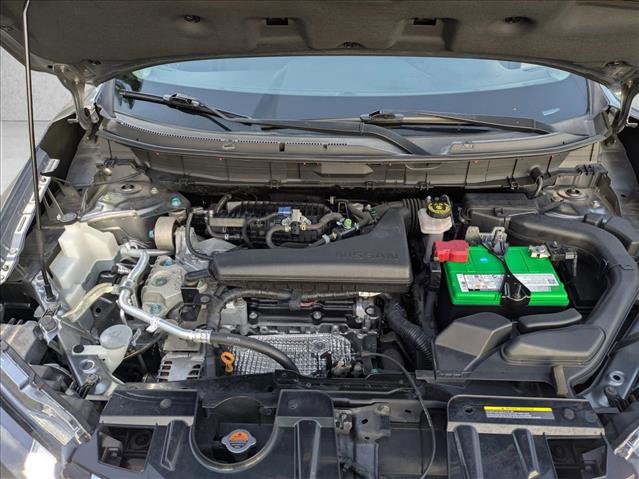 Used 2018 Nissan Rogue SV image 23