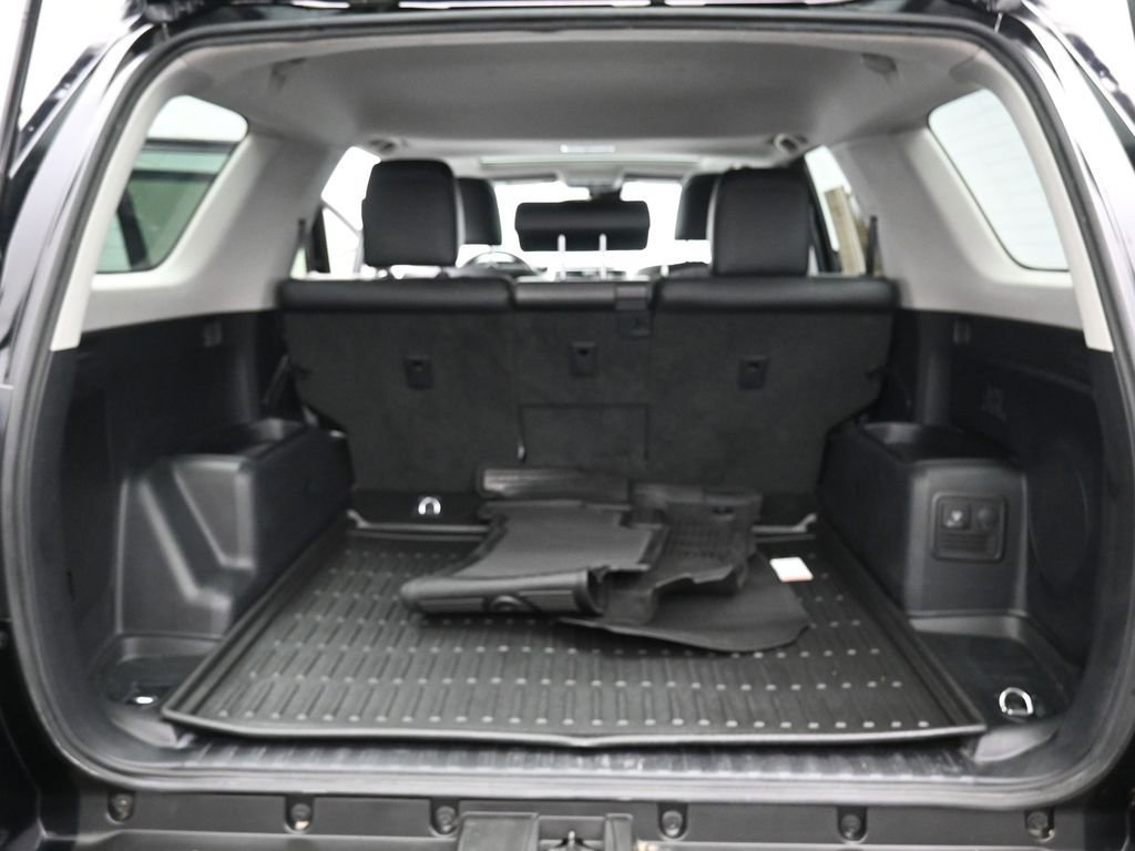 Certified 2022 Toyota 4Runner Limited image 32