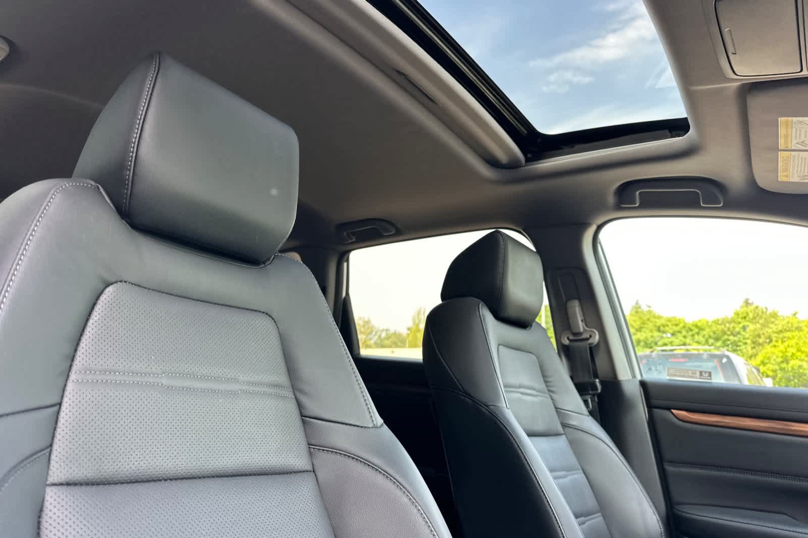 Used 2019 Honda CR-V EX-L image 17