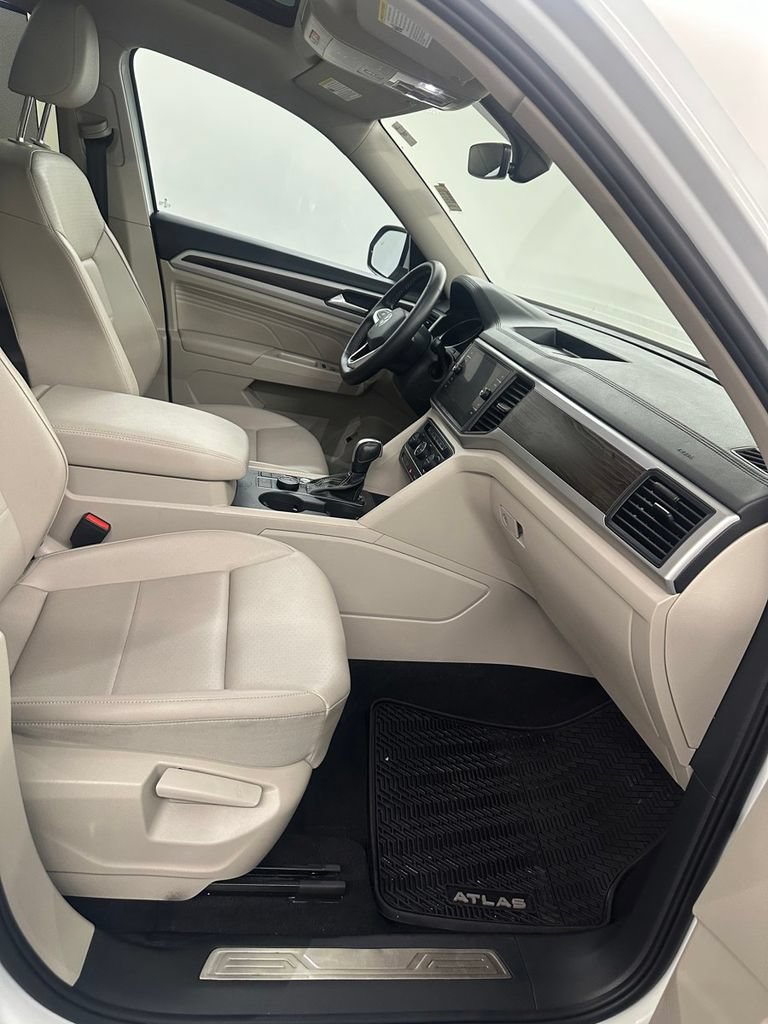 Used 2021 Volkswagen Atlas SE AWD/4WD image 35