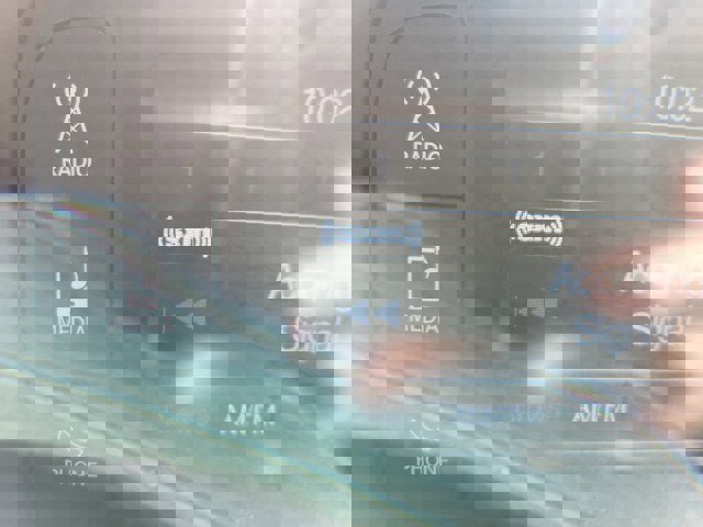 Used 2015 Jeep Renegade Limited image 12