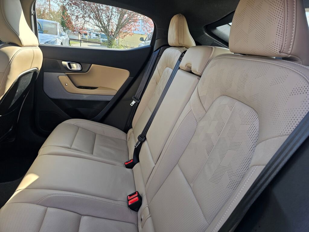 Used 2022 Polestar Polestar 2 w/ Plus Package image 21