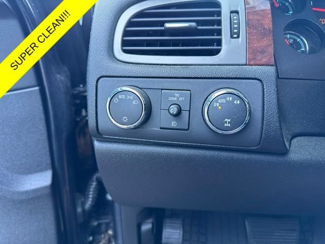 Used 2012 Chevrolet Tahoe LTZ AWD/4WD image 17