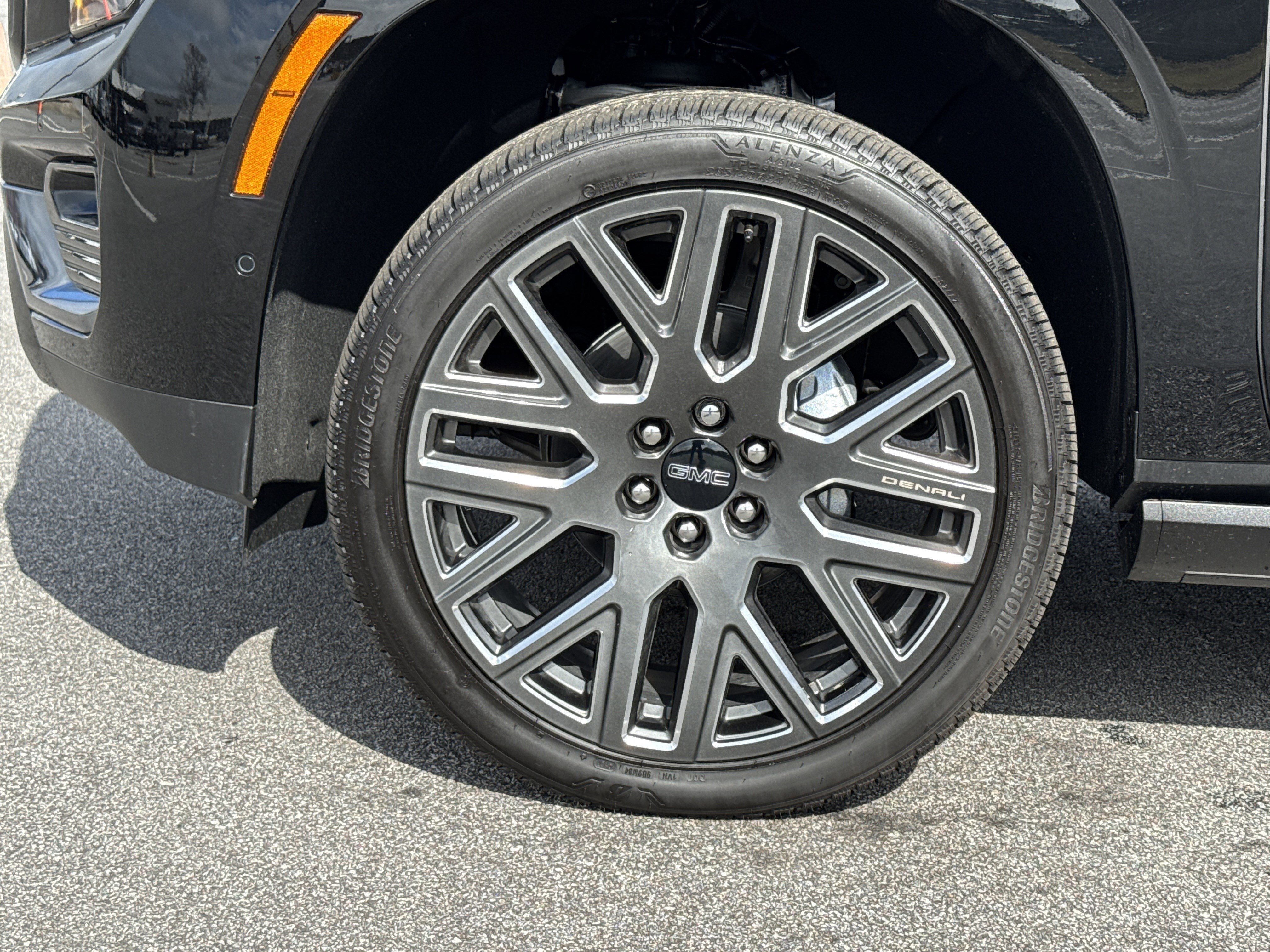 Used 2026 GMC Yukon XL Denali Ultimate w/ LPO, Floor Liner Package image 13