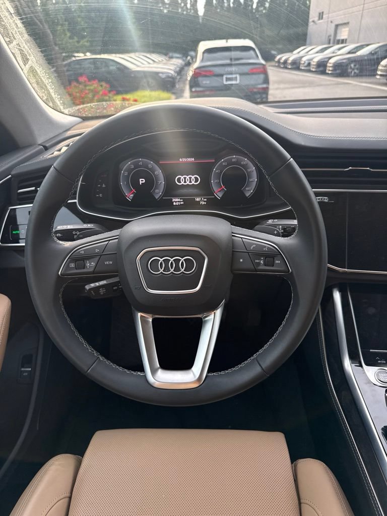 Used 2025 Audi Q8 Prestige AWD/4WD image 6