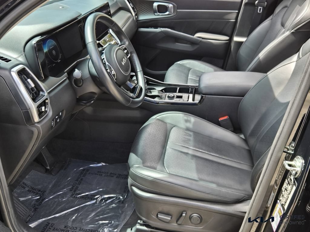Certified 2023 Kia Sorento SX FWD image 10