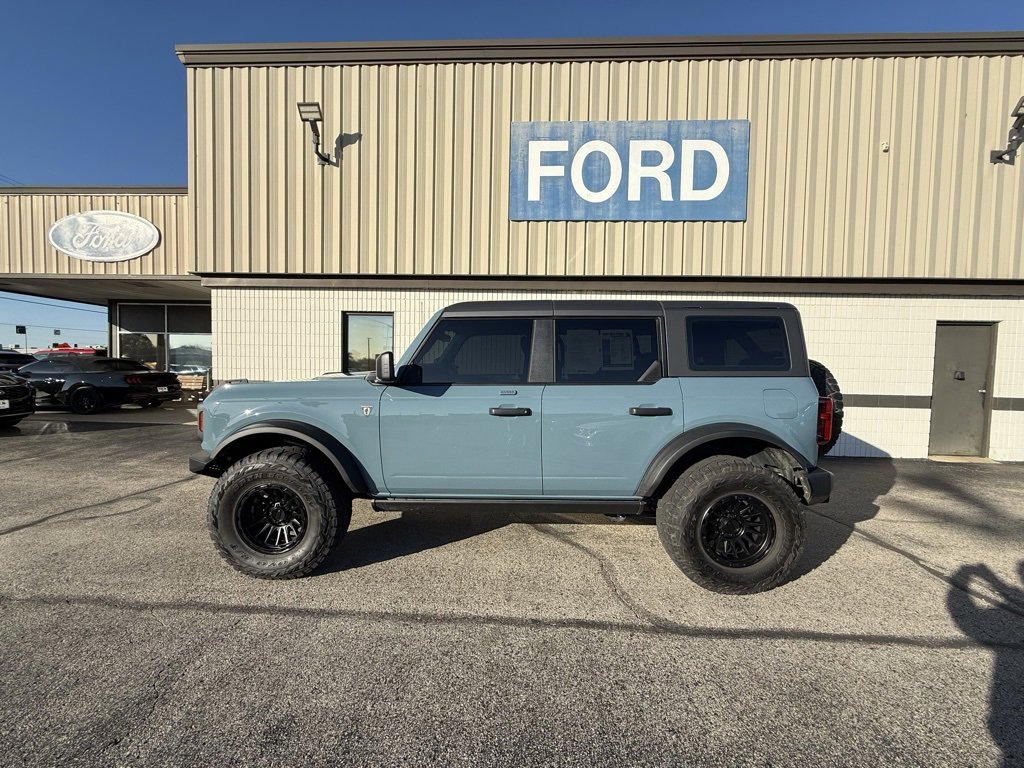Used 2023 Ford Bronco 4-Door w/ Sasquatch Package image 3