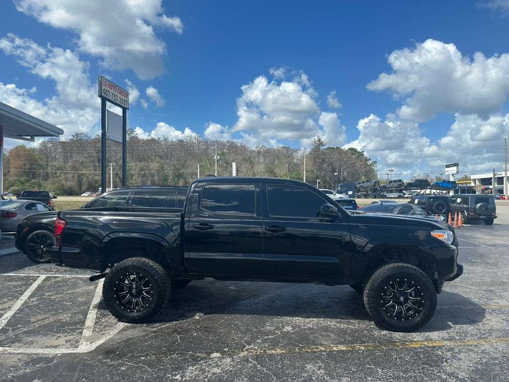 Used 2020 Toyota Tacoma SR w/ SR Convenience Package image 8