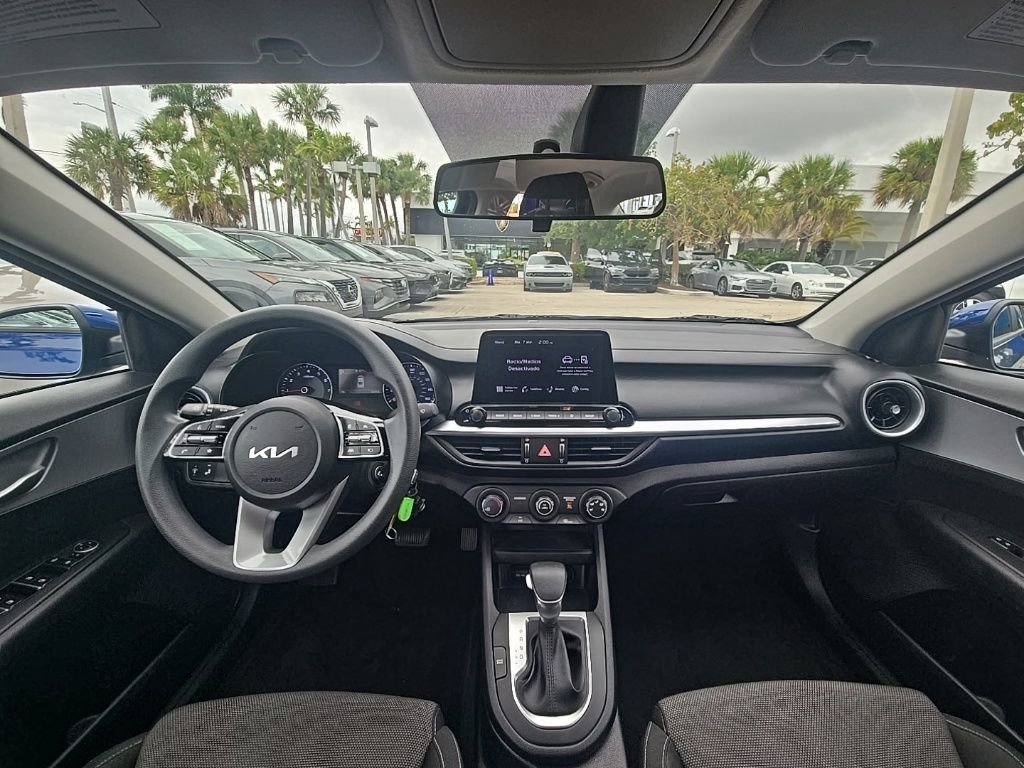 Used 2023 Kia Forte LXS w/ LXS Technology Package image 25