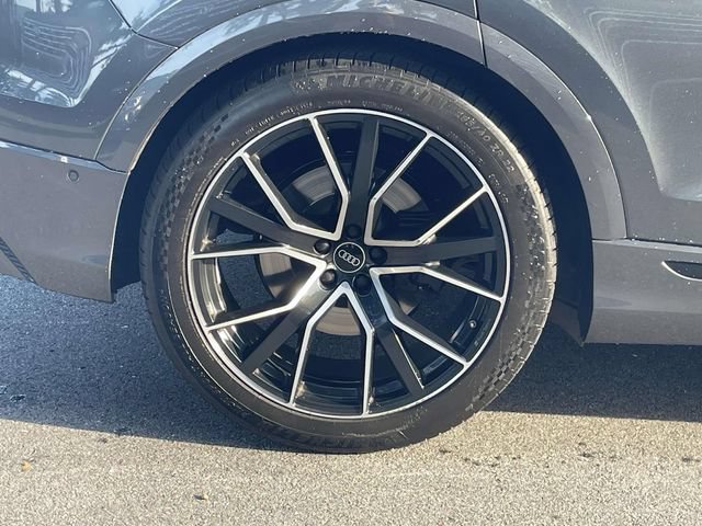 Certified 2022 Audi SQ8 Prestige AWD/4WD image 9