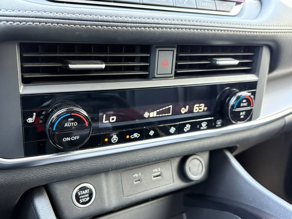 Used 2023 Nissan Rogue SV w/ SV Premium B Package FWD image 29