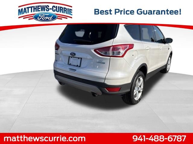 Used 2016 Ford Escape SE w/ Equipment Group 201A FWD image 4