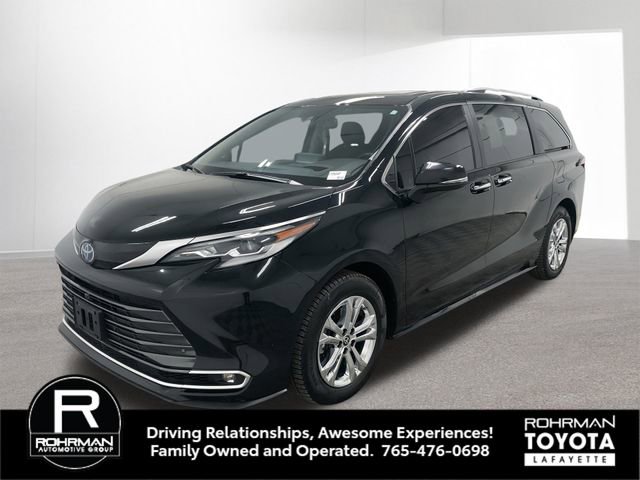 Used 2022 Toyota Sienna Platinum image 1
