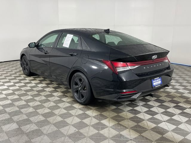 Certified 2021 Hyundai Elantra SEL image 21