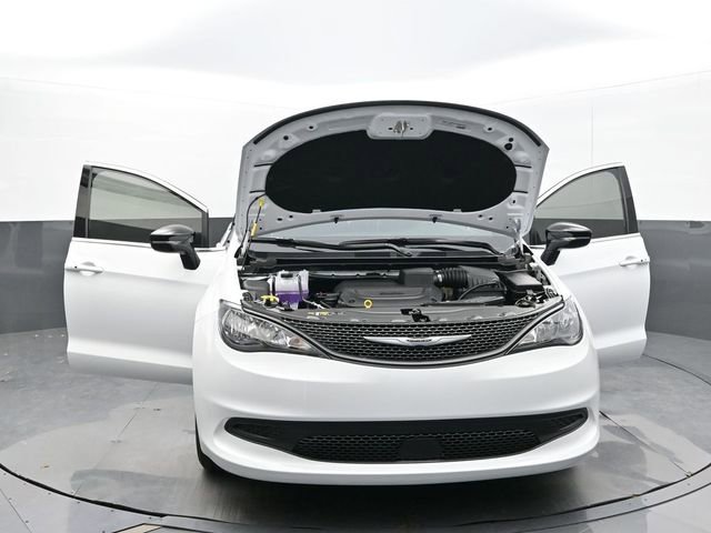 New 2025 Chrysler Voyager LX FWD image 62