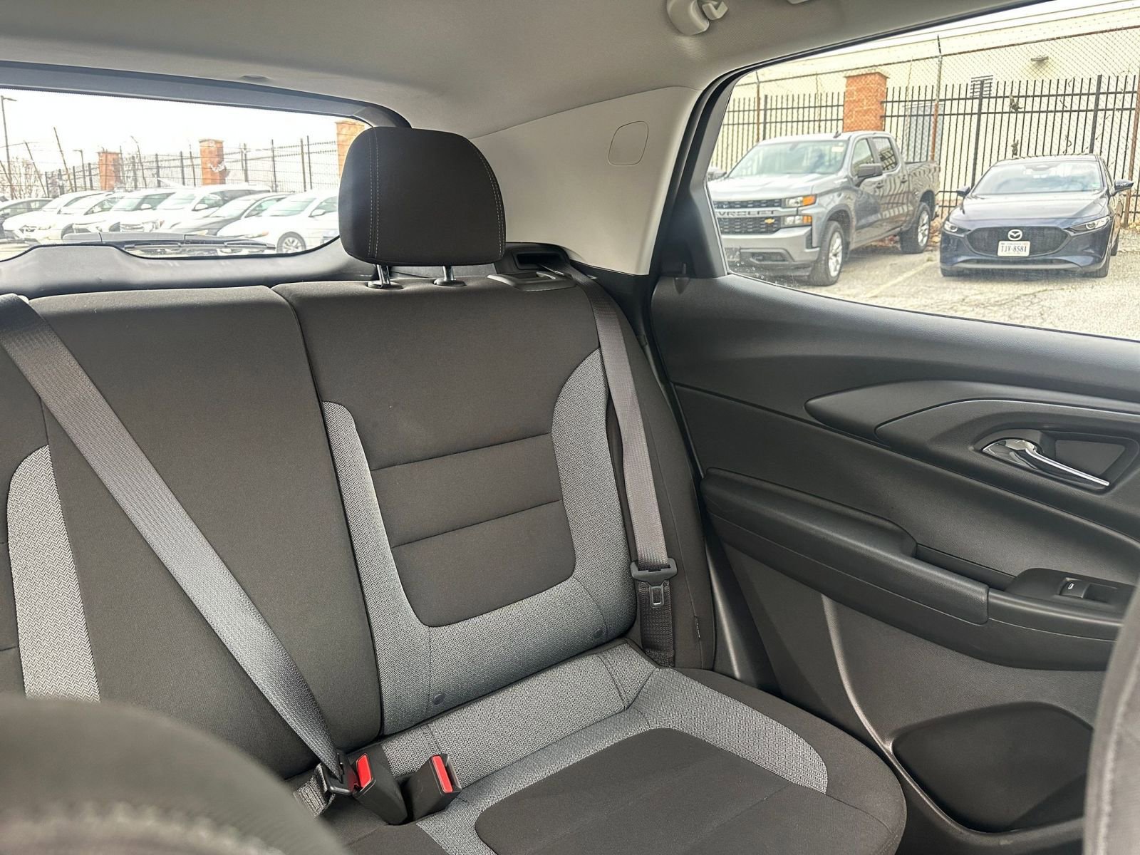 Used 2025 Chevrolet TrailBlazer LT image 35