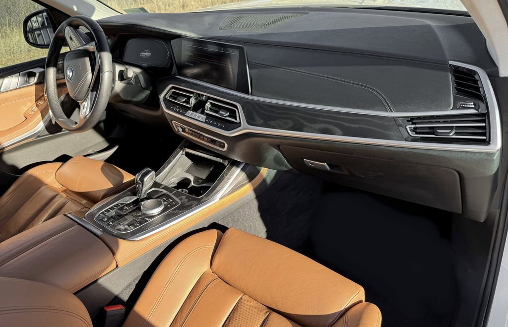 Used 2022 BMW X7 xDrive40i image 32