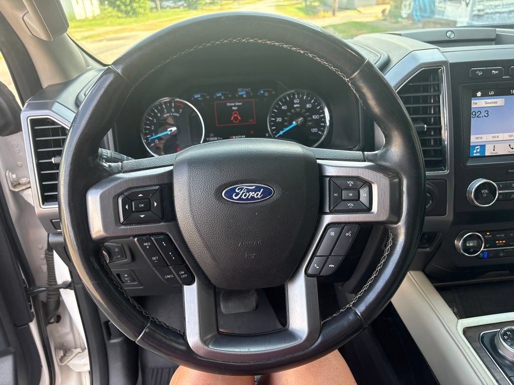Used 2019 Ford Expedition Platinum AWD/4WD image 17
