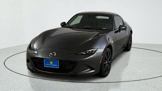 New 2026 MAZDA MX-5 Miata RF Grand Touring RWD image 2