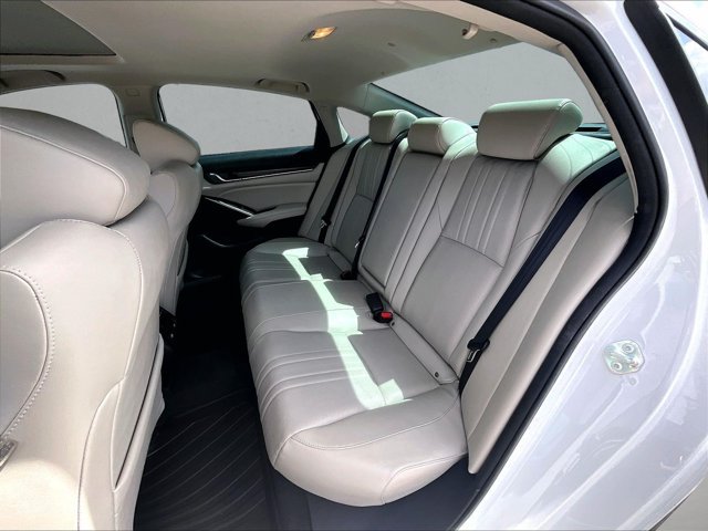 Used 2021 Honda Accord Touring image 25
