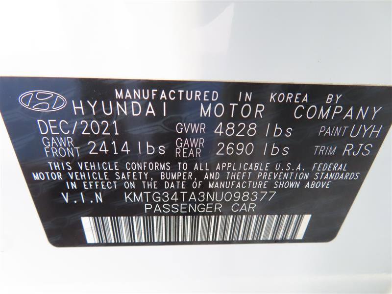 Used 2022 Genesis G70 2.0T w/ Prestige Package AWD/4WD image 35