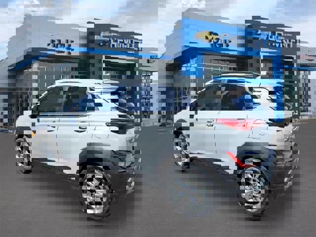 Used 2022 Hyundai Kona SEL AWD/4WD image 3