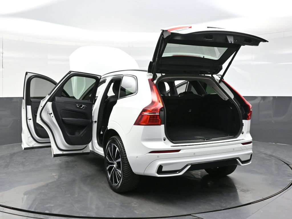 Used 2023 Volvo XC60 T8 Plus AWD/4WD image 41