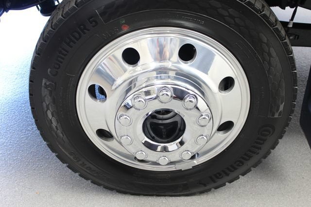 New 2026 Ford F450 Platinum w/ FX4 Off-Road Package AWD/4WD image 13