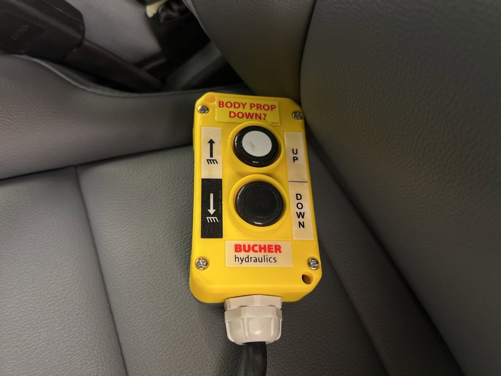 New 2025 Ford F550 4x4 Regular Cab Super Duty image 23