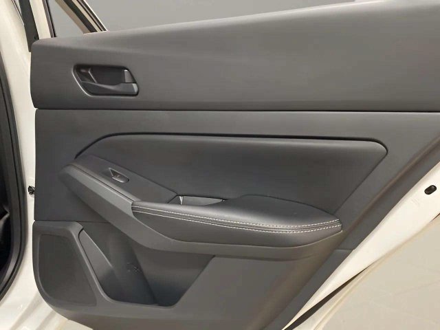 Used 2026 Nissan Altima 2.5 SV FWD image 62
