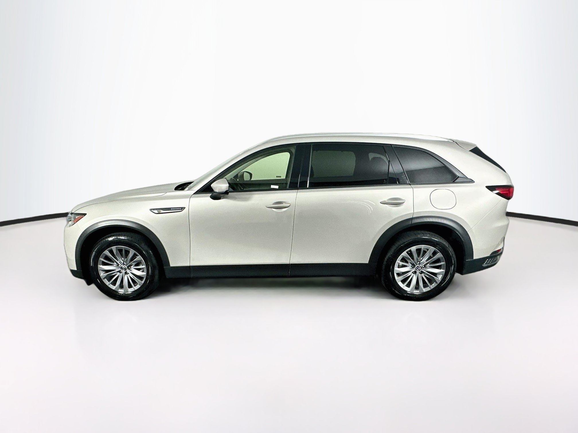 Used 2025 MAZDA CX-90 3.3 Turbo w/ Preferred Package AWD/4WD image 4