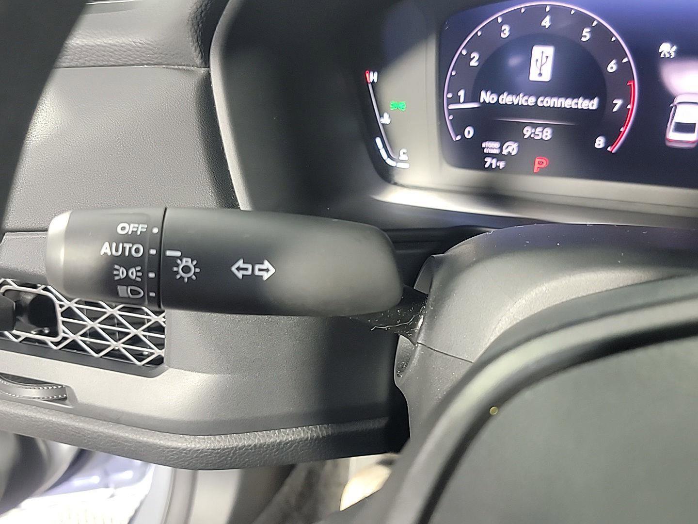 Certified 2024 Honda Accord EX image 31