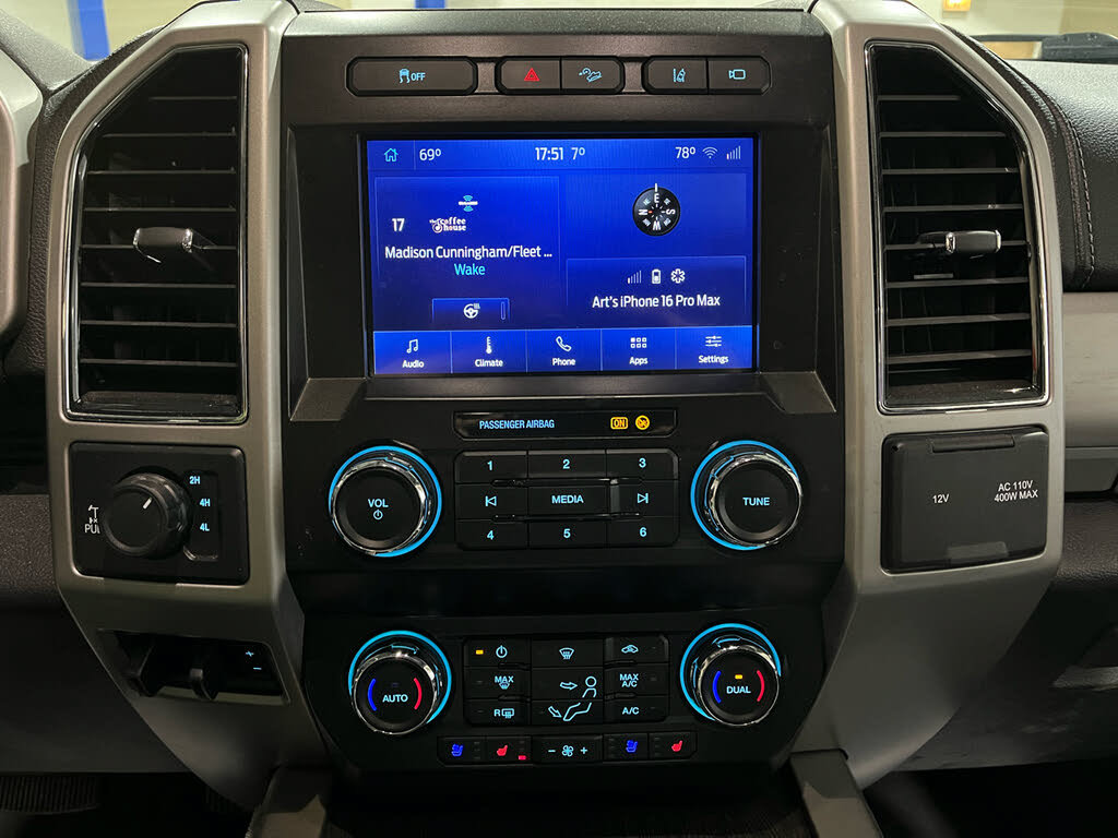 Used 2020 Ford F250 Lariat w/ Lariat Value Package AWD/4WD image 17