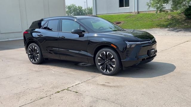 New 2025 Chevrolet Blazer EV RS image 2