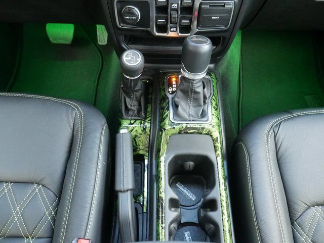 New 2025 Jeep Gladiator Sport w/ Premium Package AWD/4WD image 24