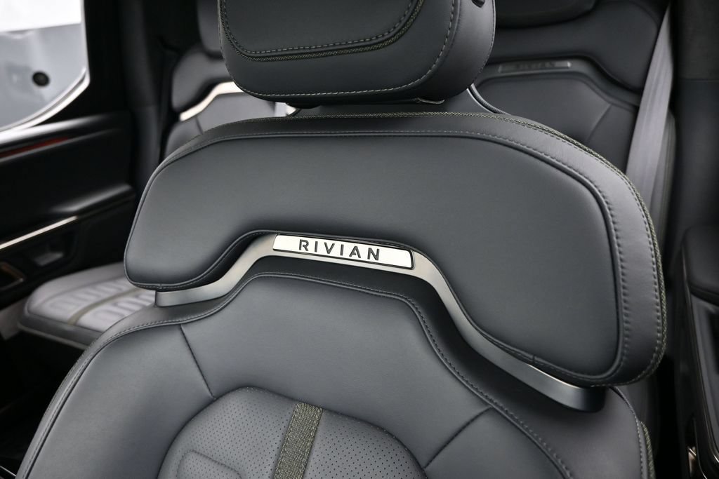 Used 2022 Rivian R1T Launch Edition AWD/4WD image 11