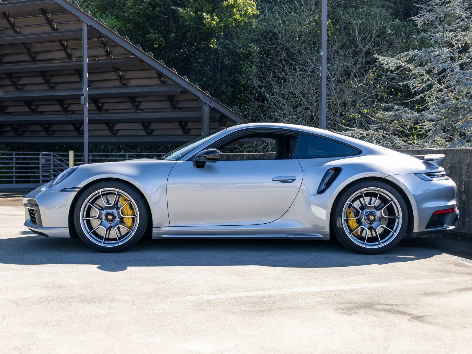 Certified 2022 Porsche 911 Turbo S image 2