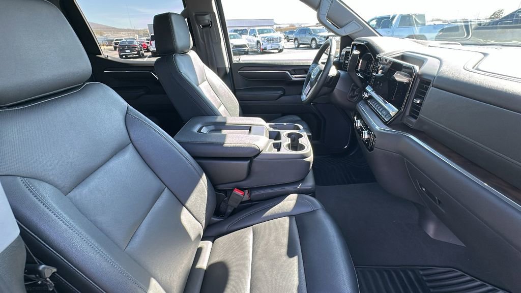 Certified 2024 GMC Sierra 1500 SLT image 15