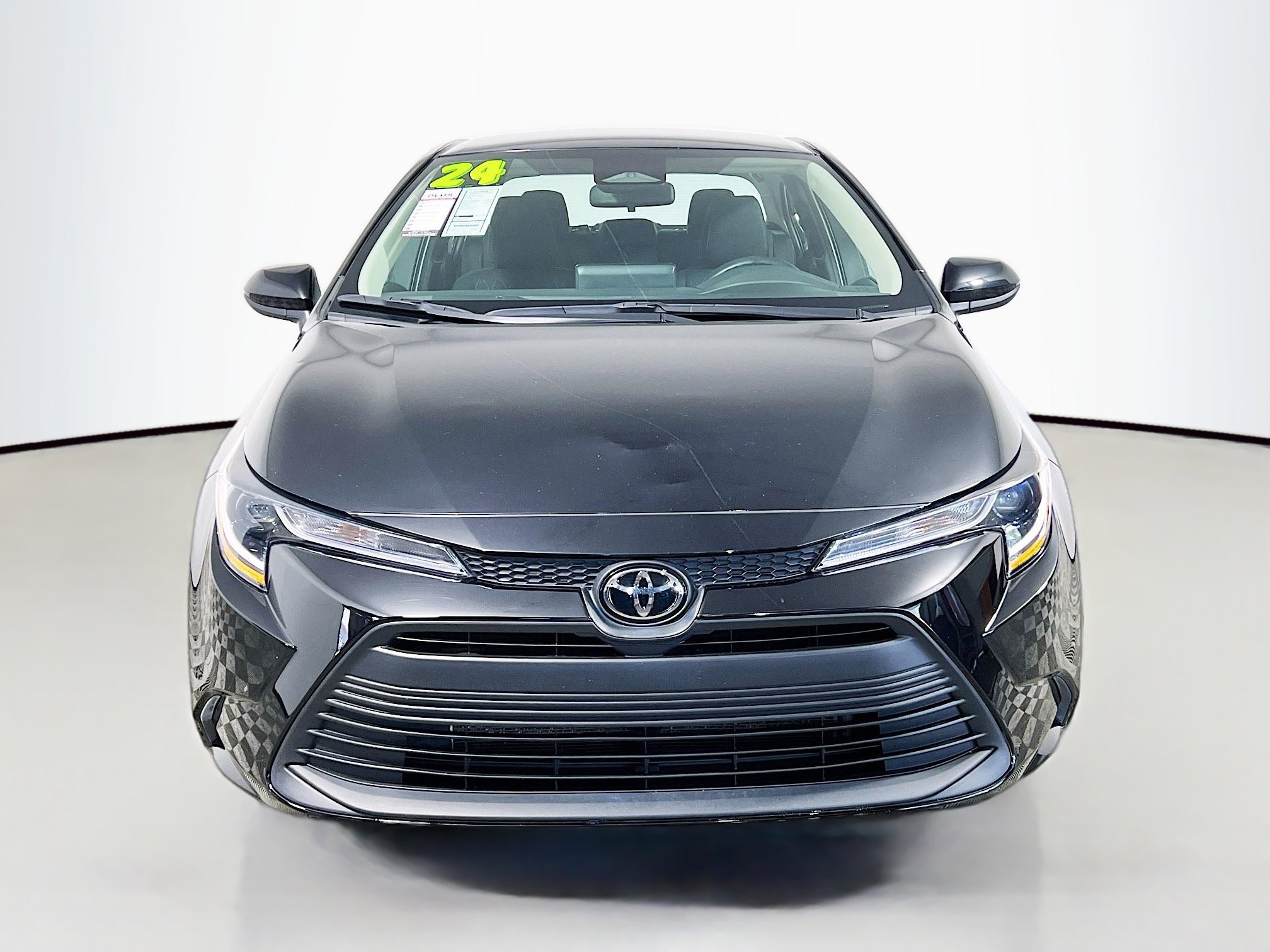 Used 2024 Toyota Corolla LE FWD image 11